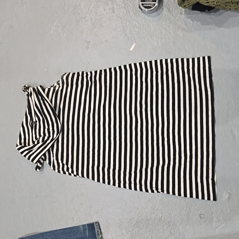 ❤️3 For 20.Bundle&save❤️Express cowl neck sleeveless top size M